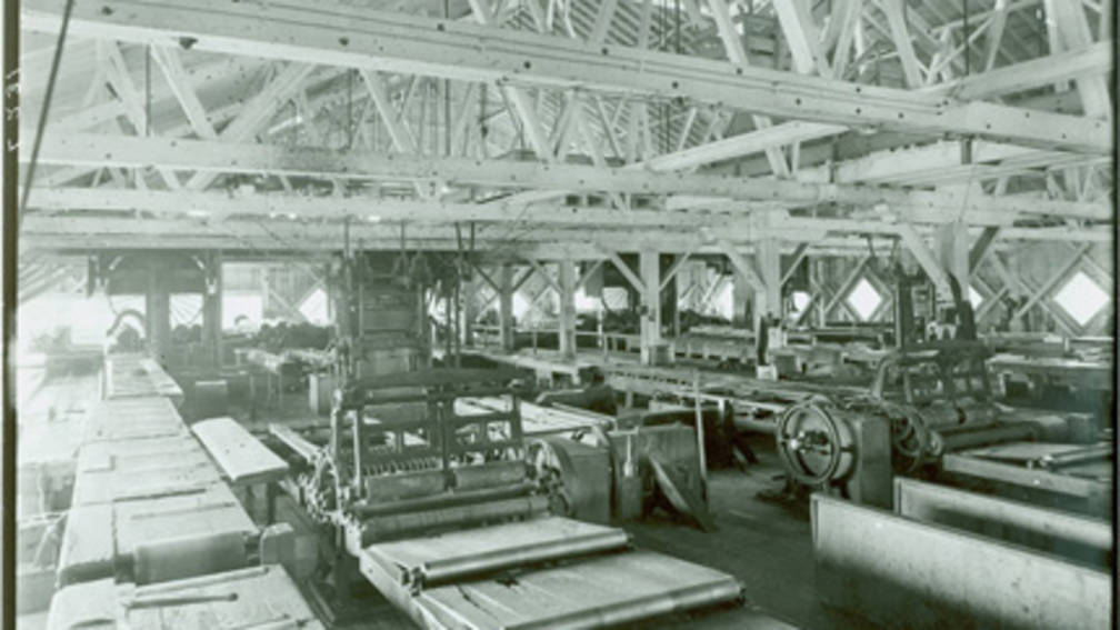 Old factory interior machines