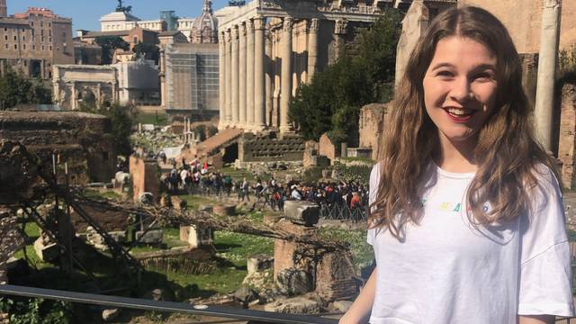 Kaitlyn Zenner will be an English teaching assistant in Spain through the Fulbright Program. She will graduate in May with majors in Spanish and psychology and a minor in neuroscience.