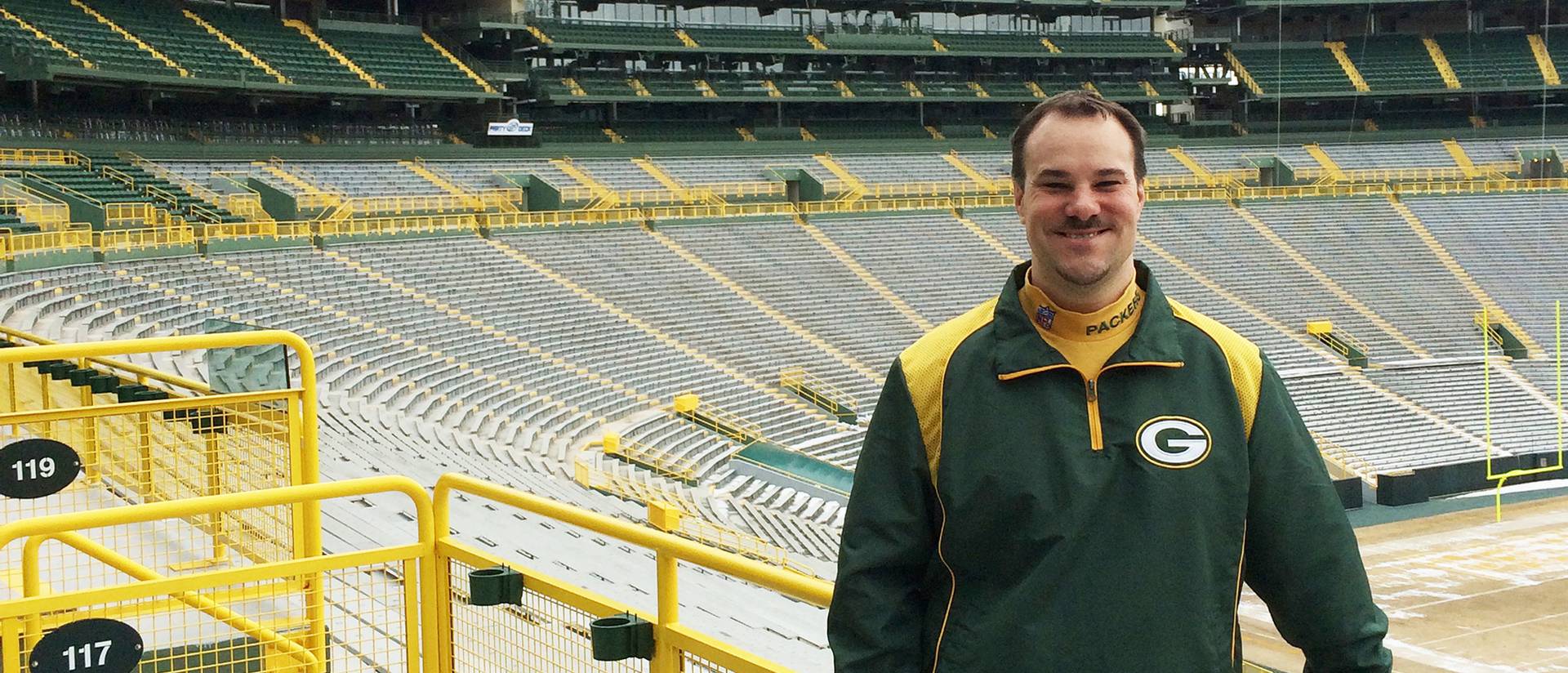 UW-Eau Claire alumnus Brent Hensel has been named curator of the Green Bay Packers Hall of Fame.